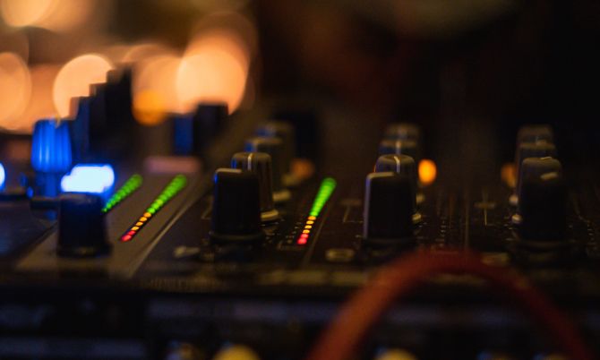 cagemusic.com